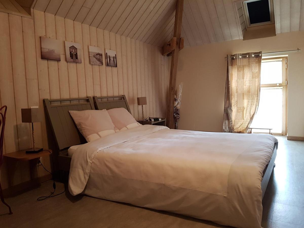 Logis Relais Des Cailleres Otel Saint Pavace Dış mekan fotoğraf